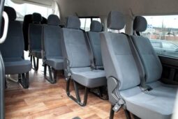 
										Минивэн Toyota Hiace 8 — 10 мест full									
