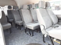 
										Минивэн Toyota Hiace 8 — 10 мест full									