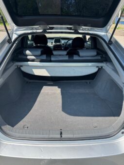 
										Toyota Prius 20 full									