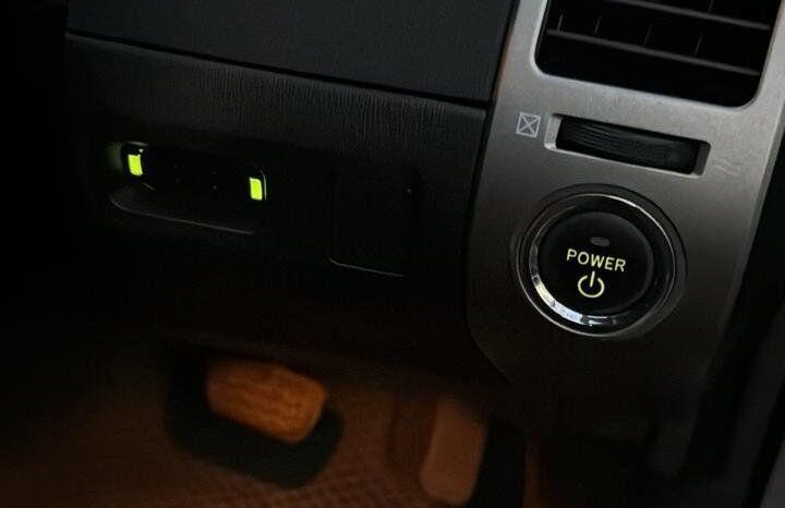 
								Toyota Prius 20 full									