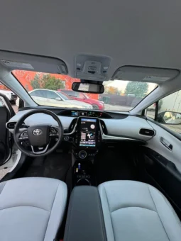 
										Toyota Prius full									