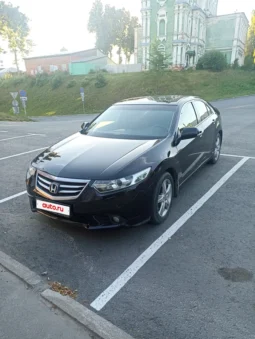 
										Honda Accord full									