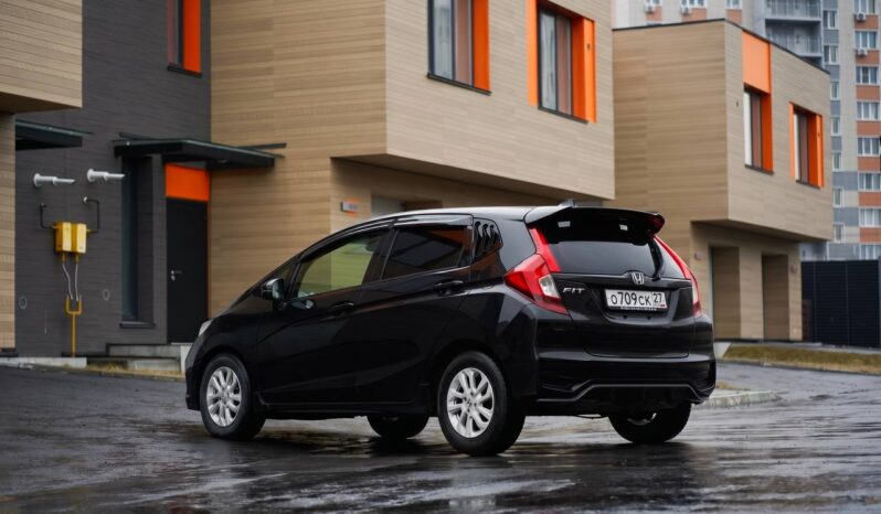 
								Honda Fit full									