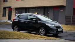 
										Honda Fit full									