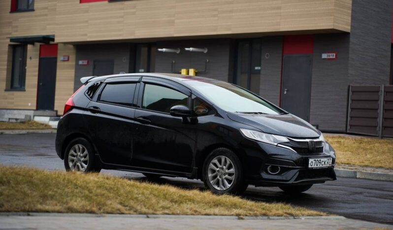 
								Honda Fit full									
