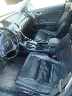 
										Honda Accord full									