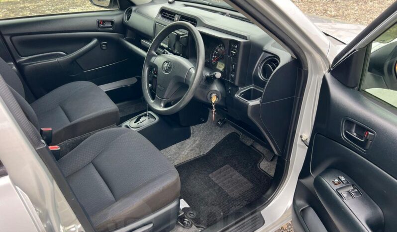 
								Toyota Probox full									