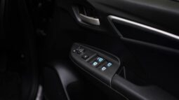 
										Honda Fit full									