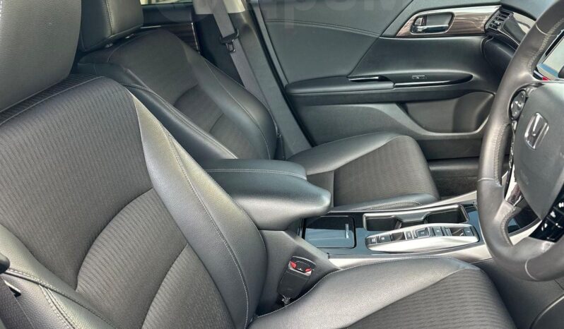 
								Honda Accord full									