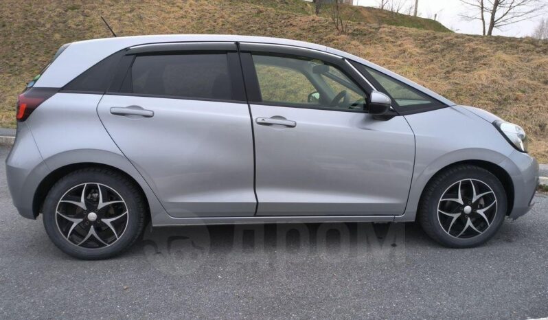 
								Honda Fit full									