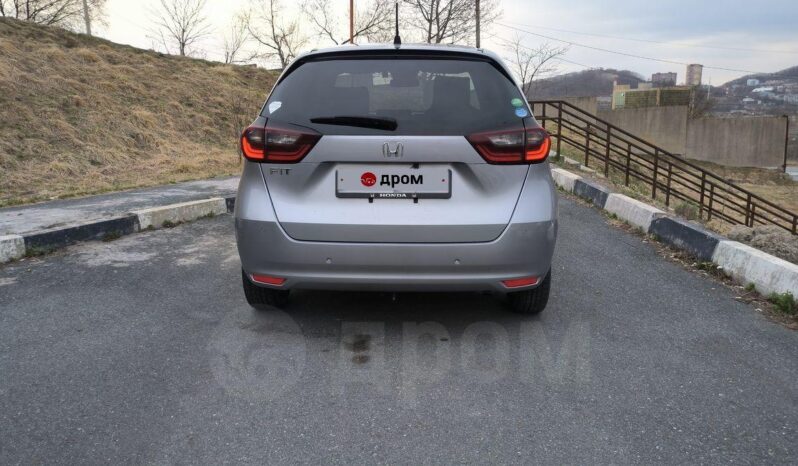 
								Honda Fit full									