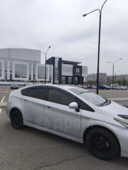 
										Toyota Prius 30 full									