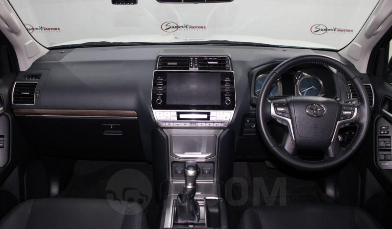 
								Toyota Land Cruiser Prado full									