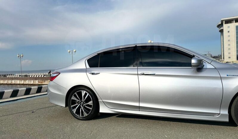 
								Honda Accord full									