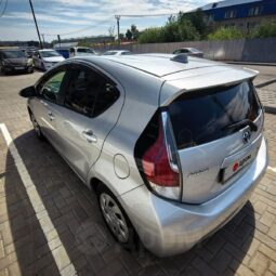 
										Toyota Aqua full									