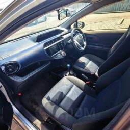 
										Toyota Aqua full									