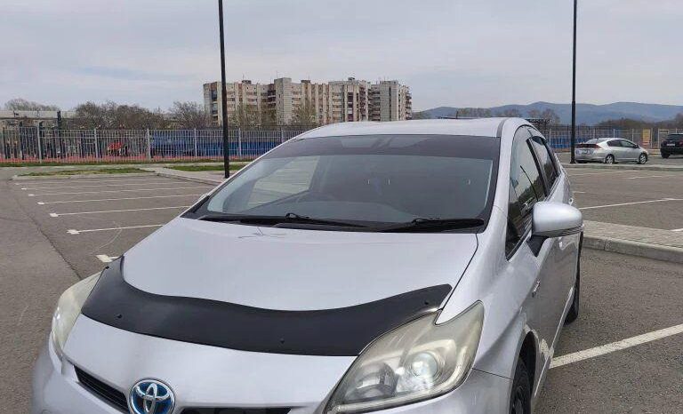
								Toyota Prius 30 full									