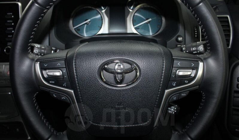
								Toyota Land Cruiser Prado full									